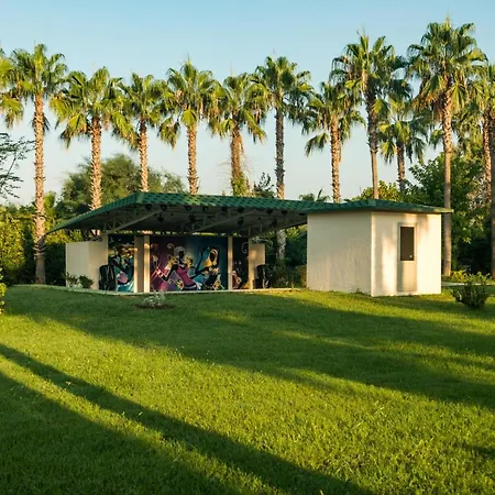 Royal Atlantis Otel Side