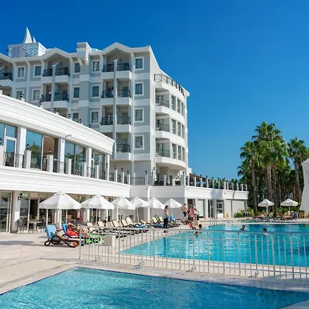 Royal Atlantis Отель 4*
