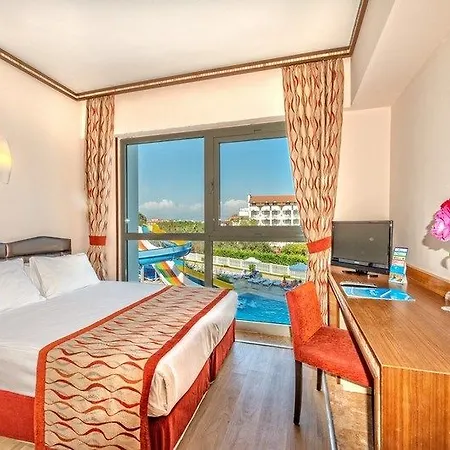 Royal Atlantis Otel 4*