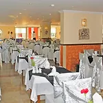 Royal Atlantis 4* Side