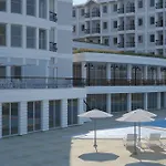 Royal Atlantis Hotel 4*