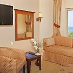 Royal Atlantis Hotel 4*