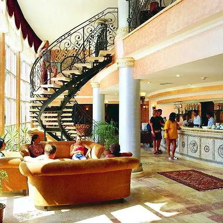 Royal Atlantis 4*